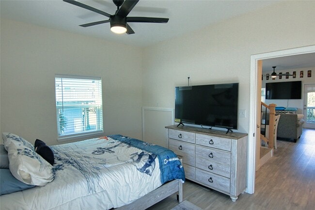 Building Photo - 14146 Miramar Dr