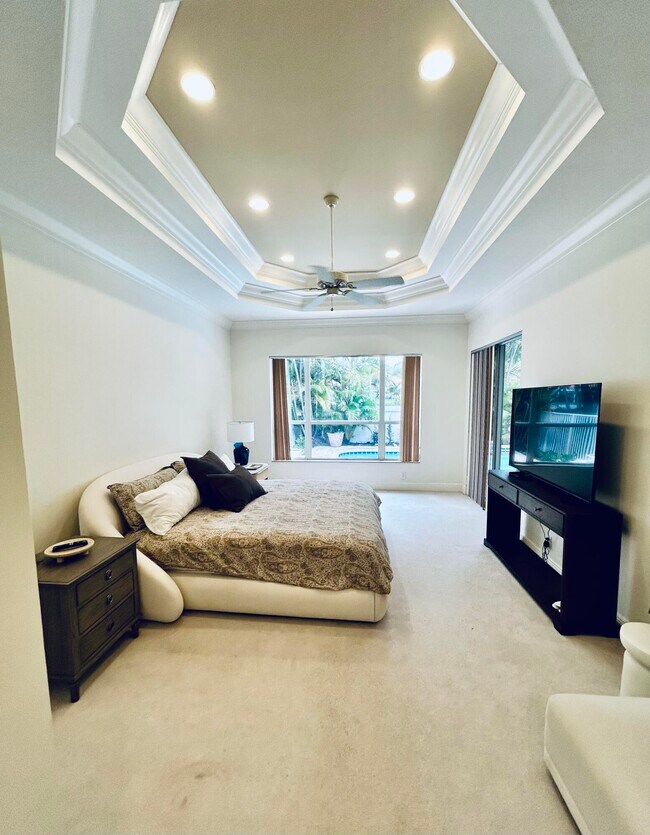 Building Photo - 8452 Legend Club Dr