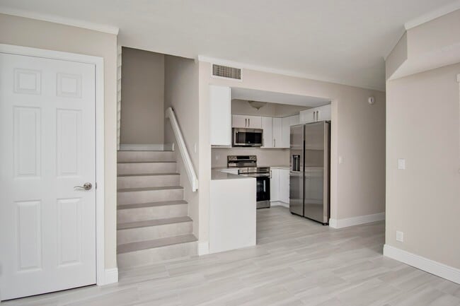 Building Photo - 4240 Village B Dr