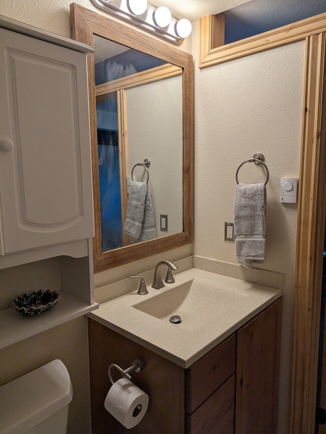 Building Photo - 11669 S Upper Ranch Dr