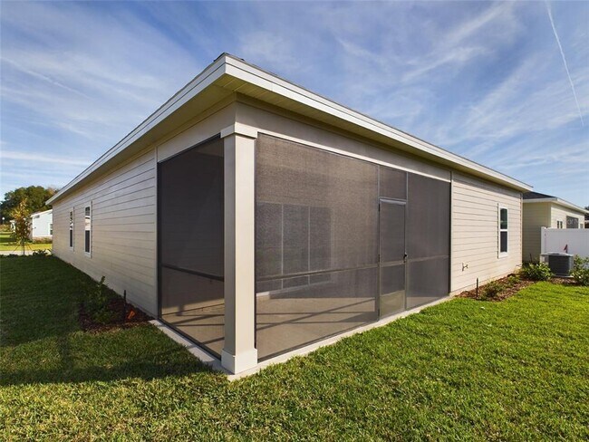 Building Photo - 7432 SW 76th Ter