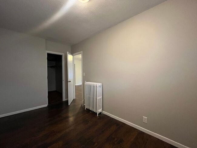 Building Photo - 1092 Edgerton St
