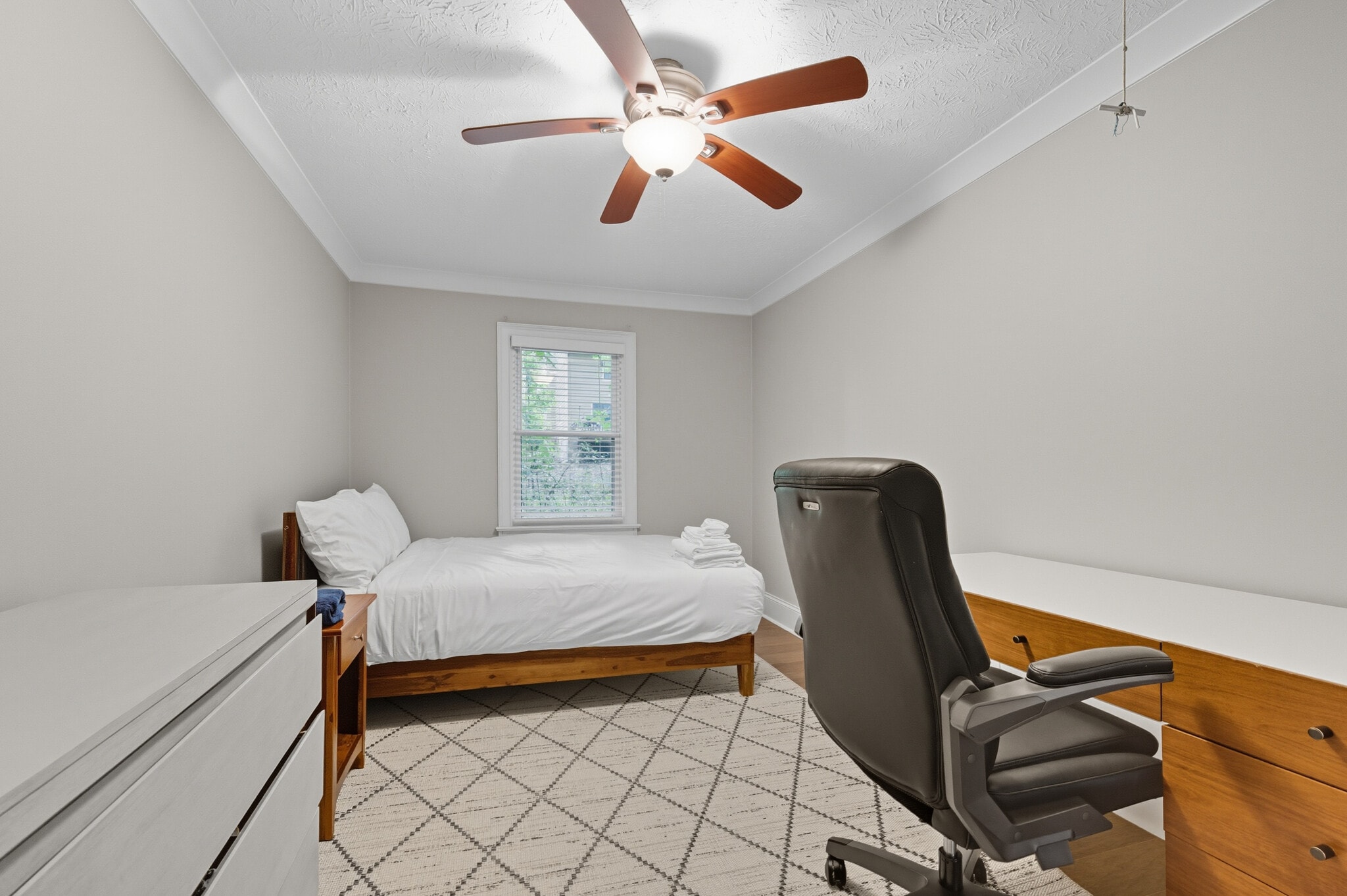 Building Photo - 4541 Coopers Creek Pl SE