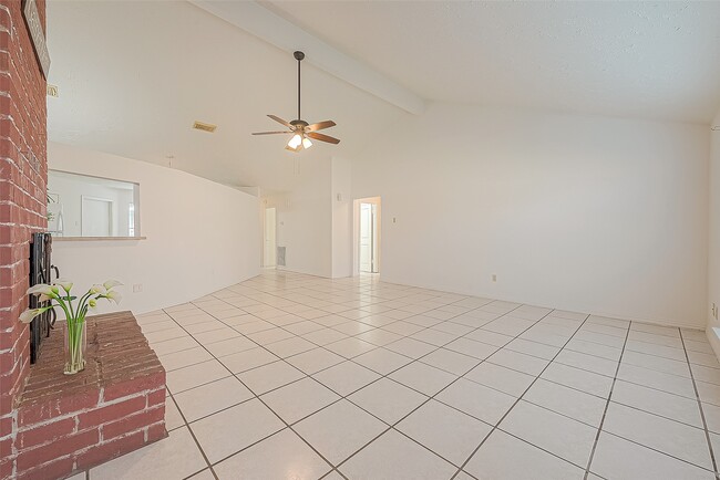 Building Photo - 3806 Embarcadero Dr