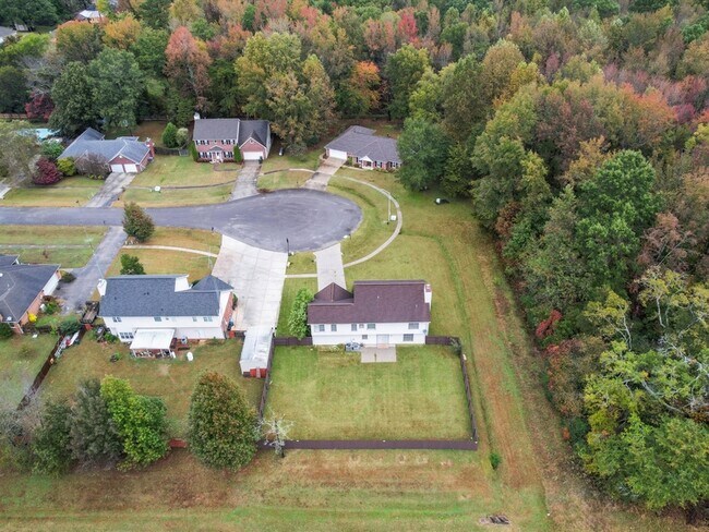 Building Photo - 300 Early Harvest Ct