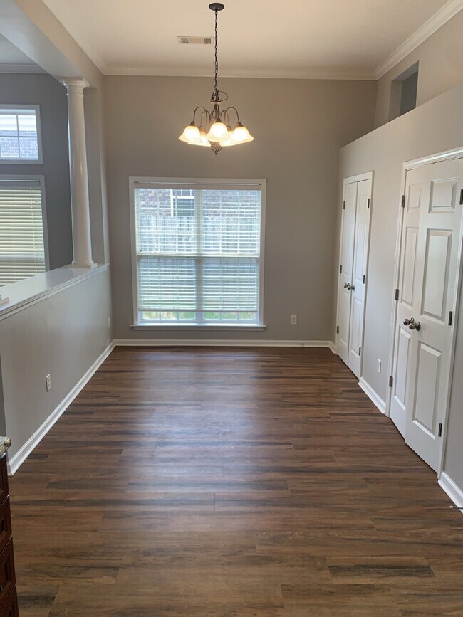 Building Photo - 106 Old Prestwick Ct