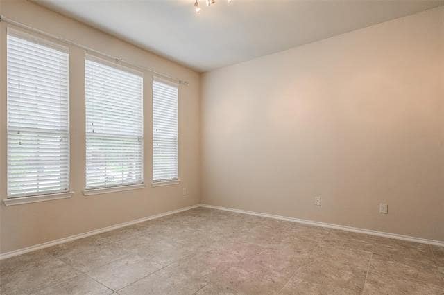 Building Photo - 10128 Horseshoe Ln