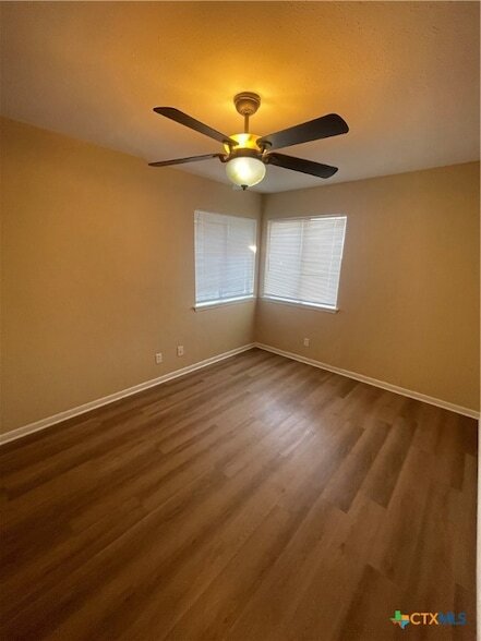 Building Photo - 204 Rattan Dr