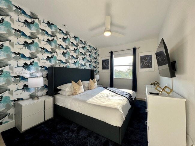 Building Photo - 11 NW 122nd Ave