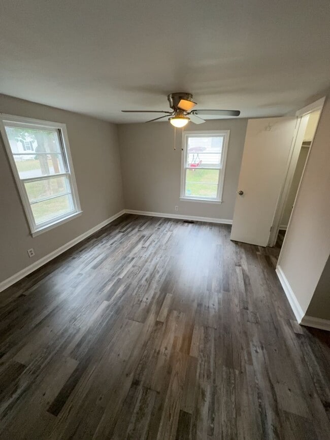 Building Photo - 52 Wilburger St