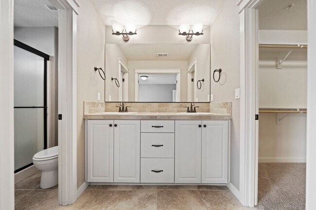 Building Photo - 28839 SW Costa Cir W