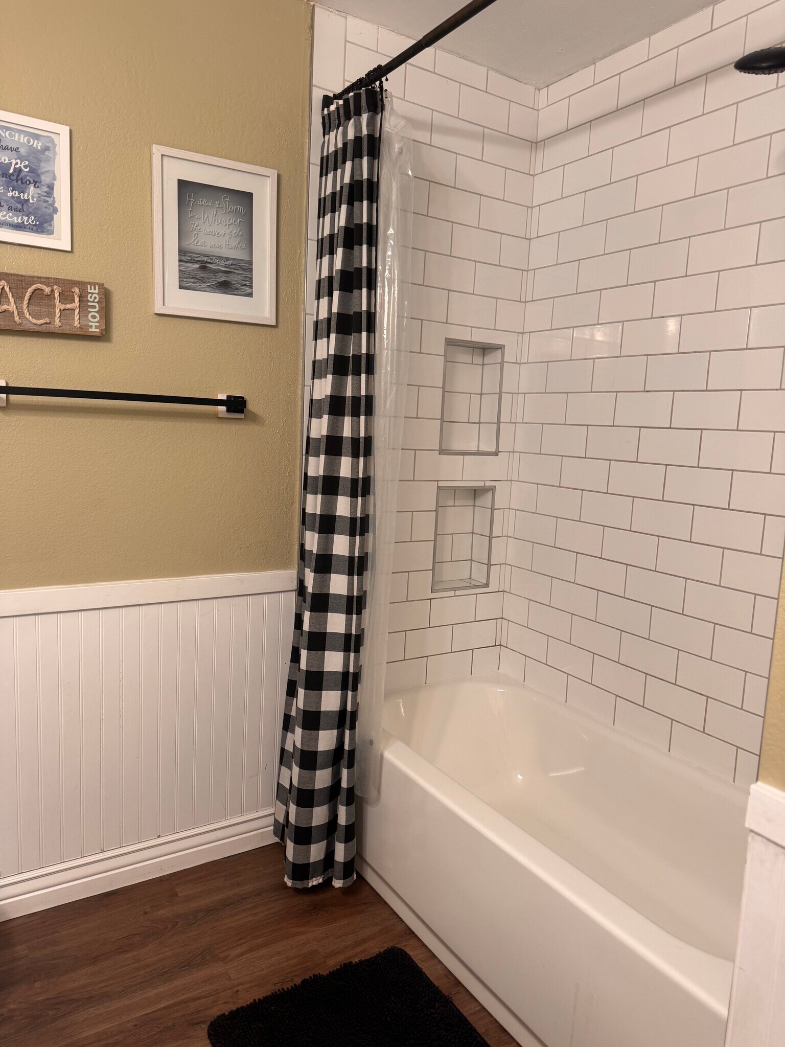 Building Photo - 1716 W Mandalay Ln