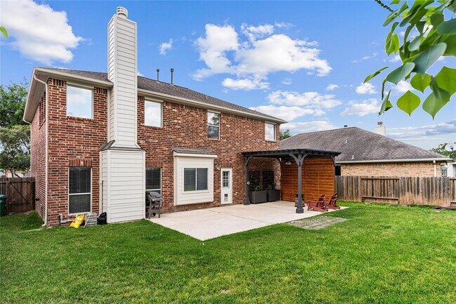 Building Photo - 3323 Ewing Dr