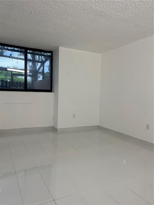 Building Photo - 10975 SW 107th St