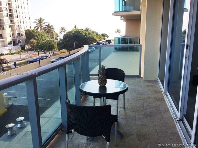 Building Photo - 2501 S Ocean Dr