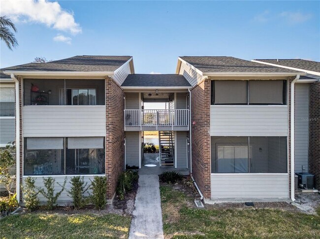 Building Photo - 1400 Gandy Blvd N