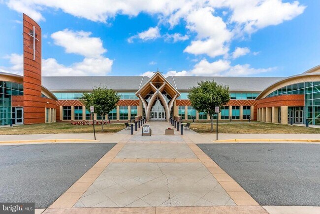 Building Photo - 1576 Meadowlark Glen Rd