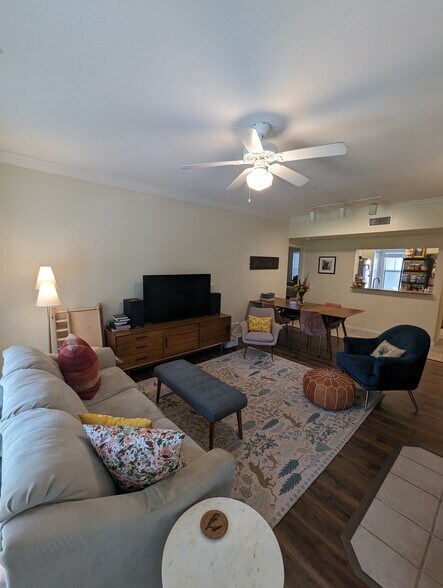 Building Photo - 5133 SW 91 Ct