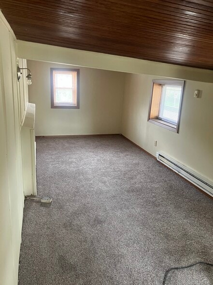 Building Photo - 1303 N Hawley Rd