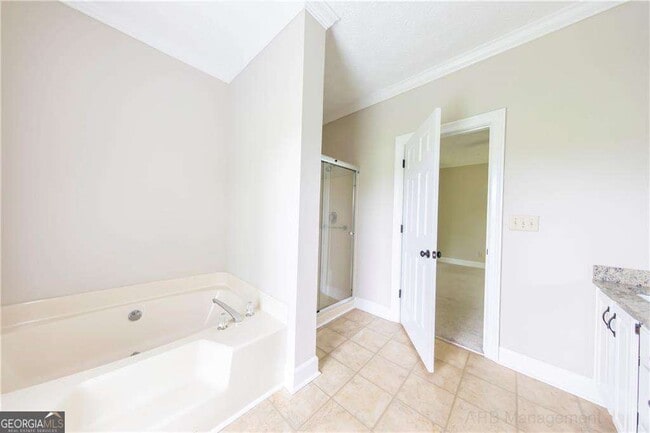 Building Photo - 2267 Bascomb Carmel Rd