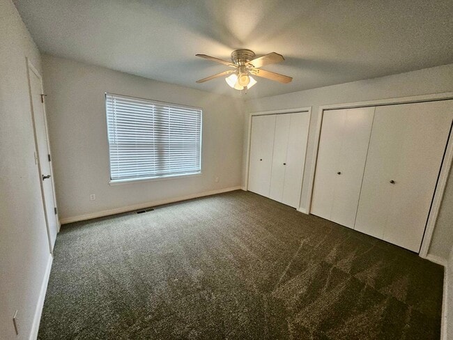 Building Photo - Great 2 bedroom condo in Old Colorado City!