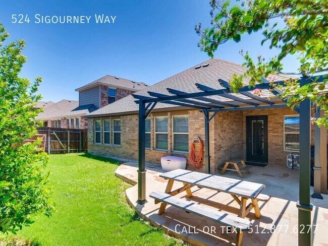 Building Photo - 524 Sigourney Wy