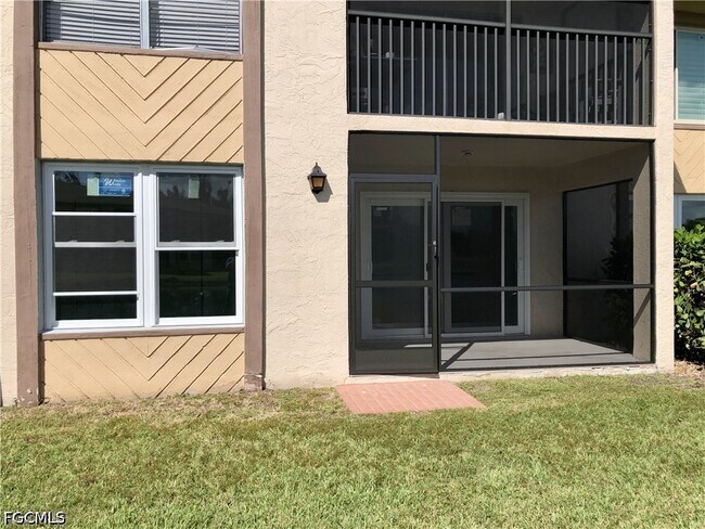 Building Photo - 16881 Davis Rd
