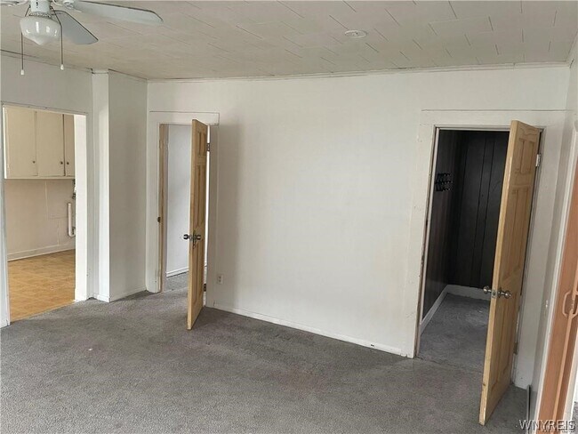 Building Photo - 226 Longnecker St