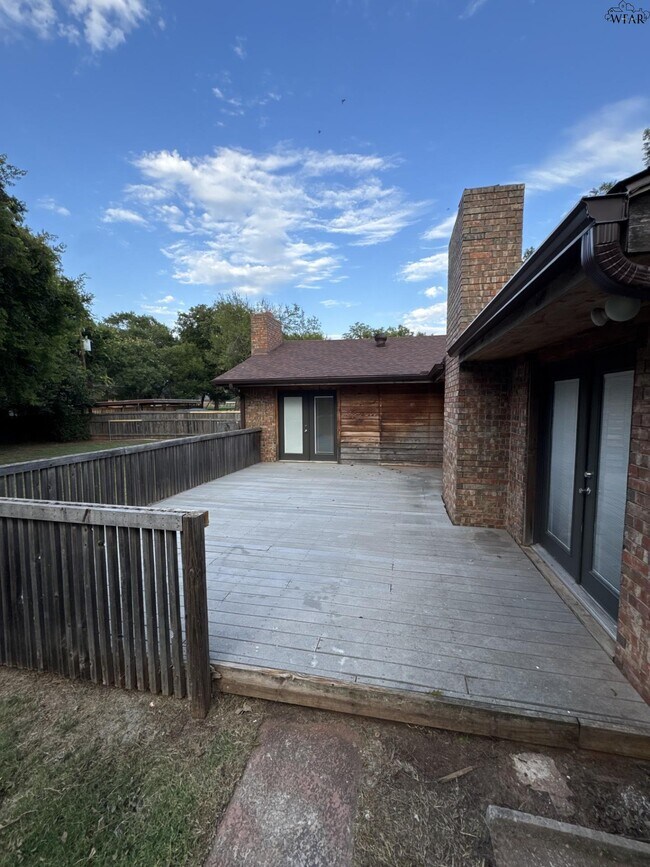 Building Photo - 4514 Shady Ln