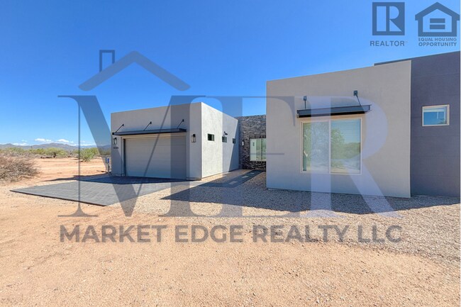 Building Photo - 3Bed/3Bath Home in North Scottsdale w/Casi...