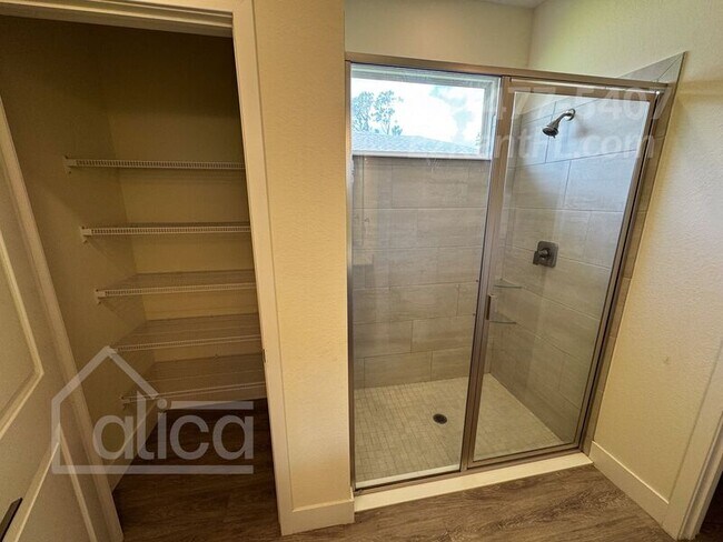 Building Photo - 2554 Ananas Rd
