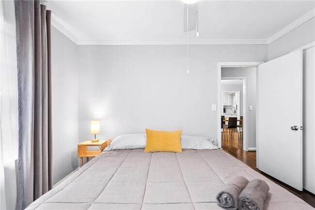 Building Photo - 1257 Briar Hills Dr NE