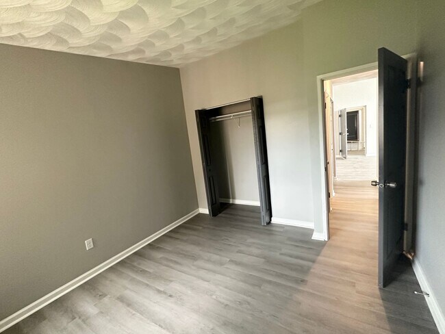 Building Photo - Experience Luxury Living at Park Harrison:...