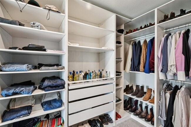 Building Photo - 4806 Sand Clouds Dr