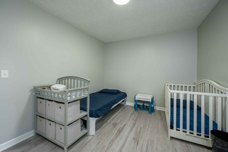 Building Photo - 4348 Bradley Dr SW