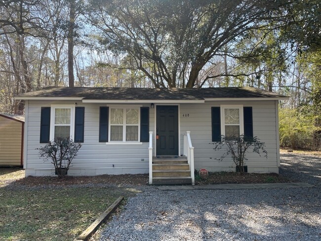 Building Photo - FULLY FURNISHED 408 Miles Road