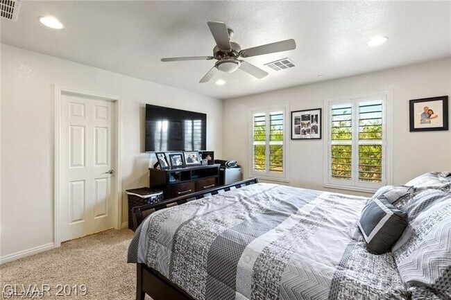 Building Photo - 3008 Bicentennial Pkwy