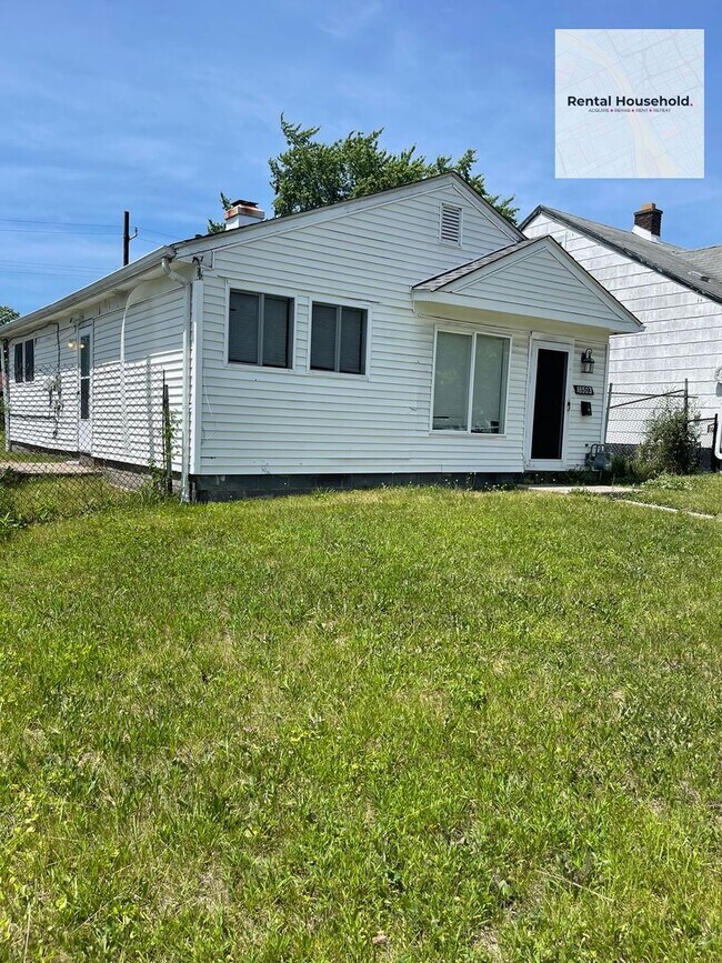 Building Photo - 18503 Riopelle St