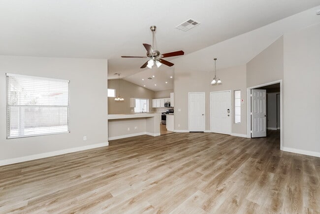 Building Photo - 4234 Inglewood Point St