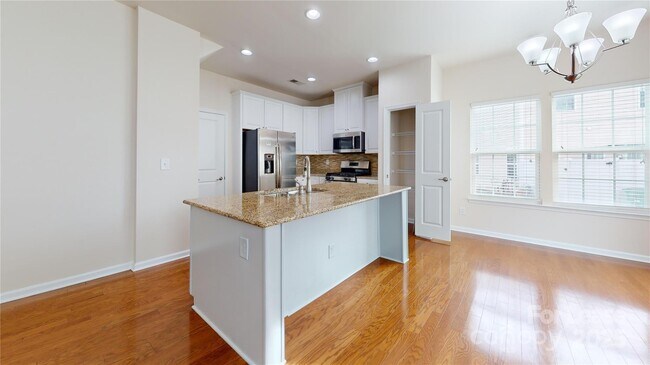 Building Photo - 7454 Red Mulberry Way