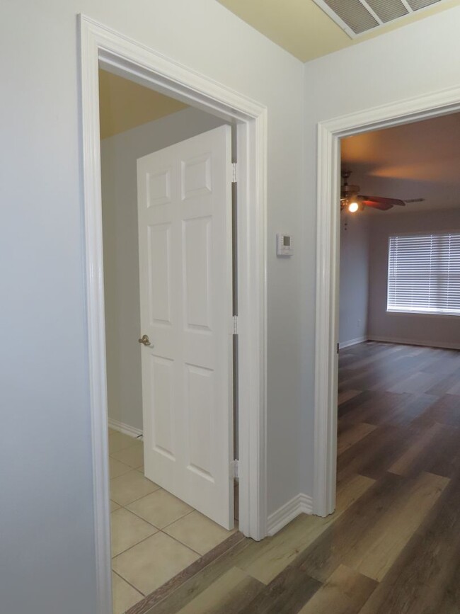 Building Photo - Coming Soon!!! South Tyler, Stunning 4 Bed...