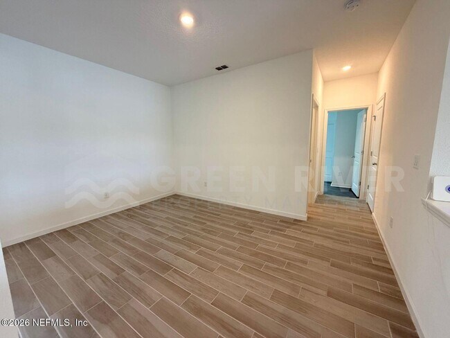 Building Photo - 2717 White Cedar Ln