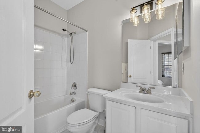 Building Photo - 43789 Water Bay Terrace