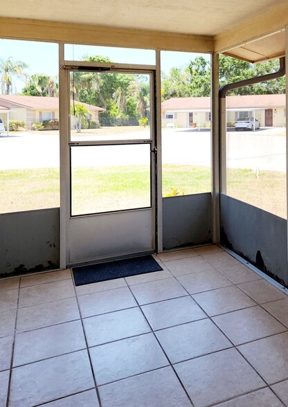 Building Photo - 4417 Tecumseh Trl