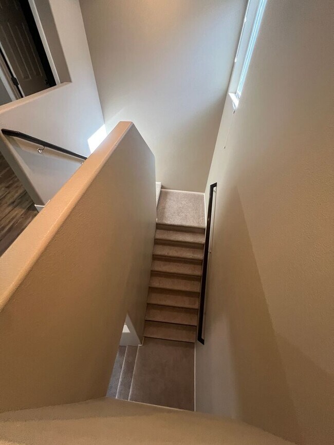 Building Photo - Located in the Southwest 3 Bed | 2.5 Bath | Loft | 2-Car Garage spacious backyard