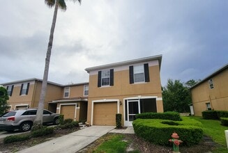 Building Photo - Silverfalls