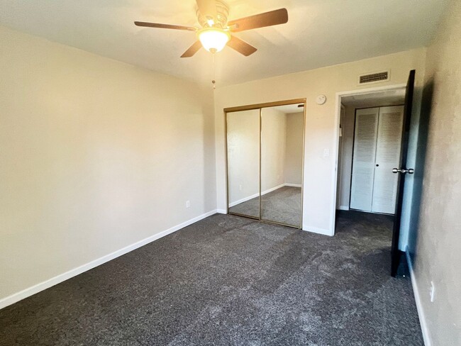 Building Photo - Spacious 1-Bed, 1-Bath with Reserved Parki...