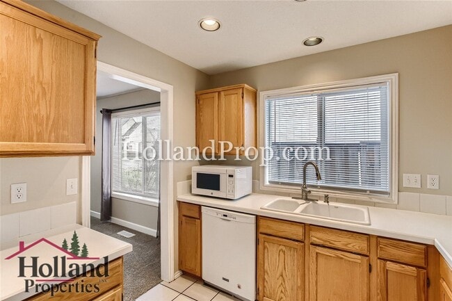 Building Photo - Beautiful Single-Family Home with 2-Car Garage in East Hillsboro!