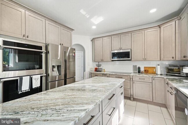 Building Photo - 9502 Vinnia Ct