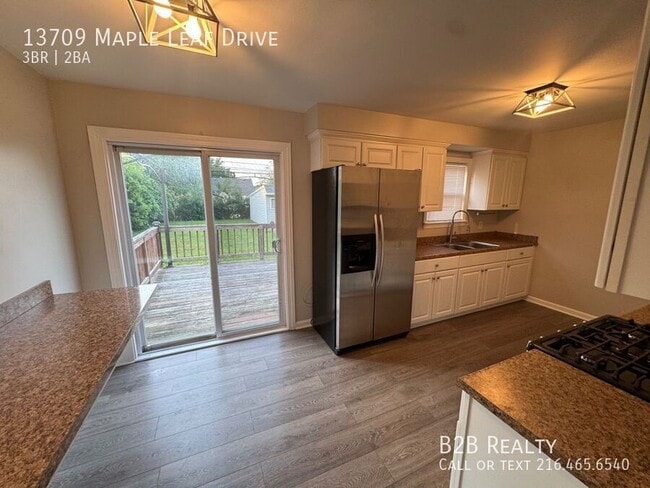 Building Photo - 13709 Maple Leaf Dr